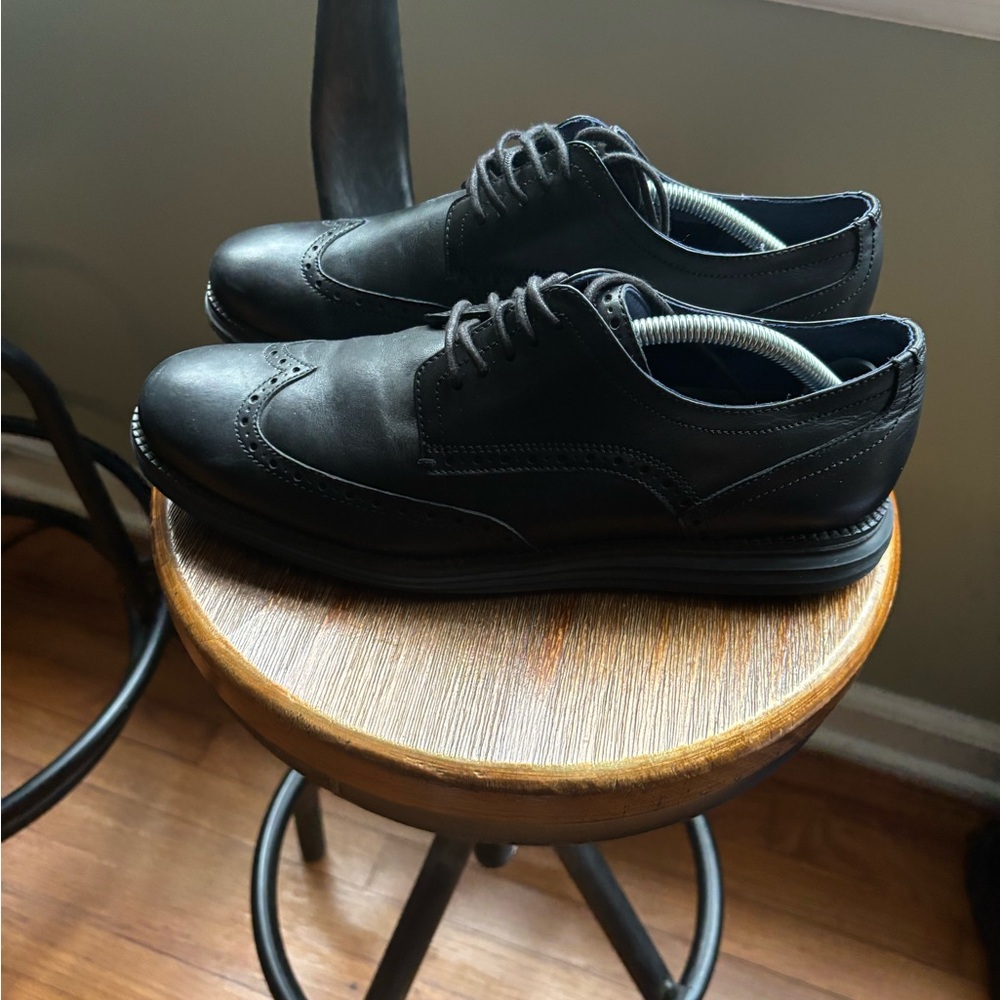 Cole Haan Black Leather Oxfords